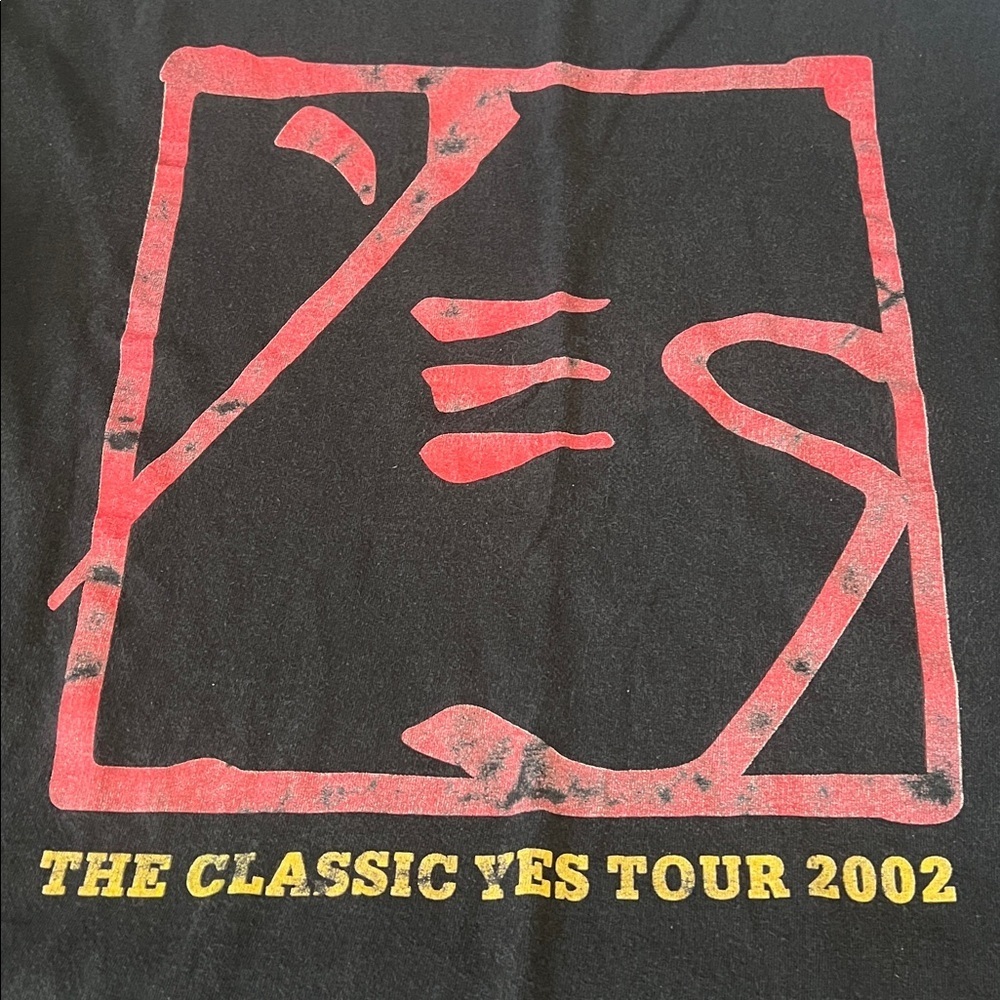 Yes 2002 Tour Graphic TShirt Black Size Large * Flaw